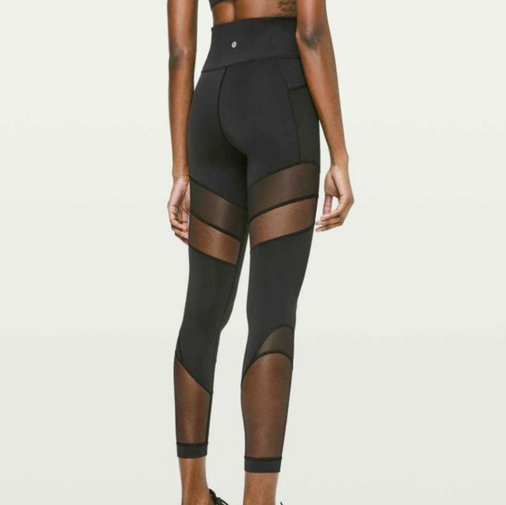 Lululemon Forget the Sweat rights